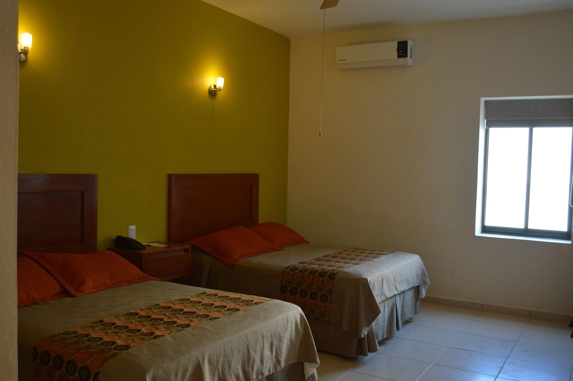 Concierge Plaza La Villa Colima Exterior photo