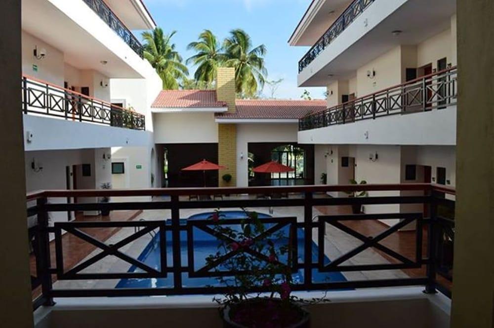 Concierge Plaza La Villa Colima Exterior photo