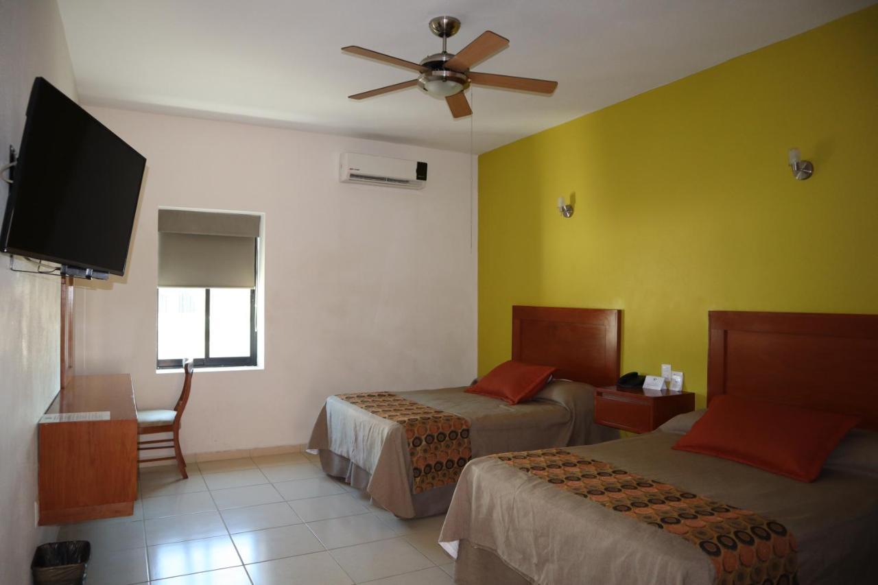 Concierge Plaza La Villa Colima Exterior photo