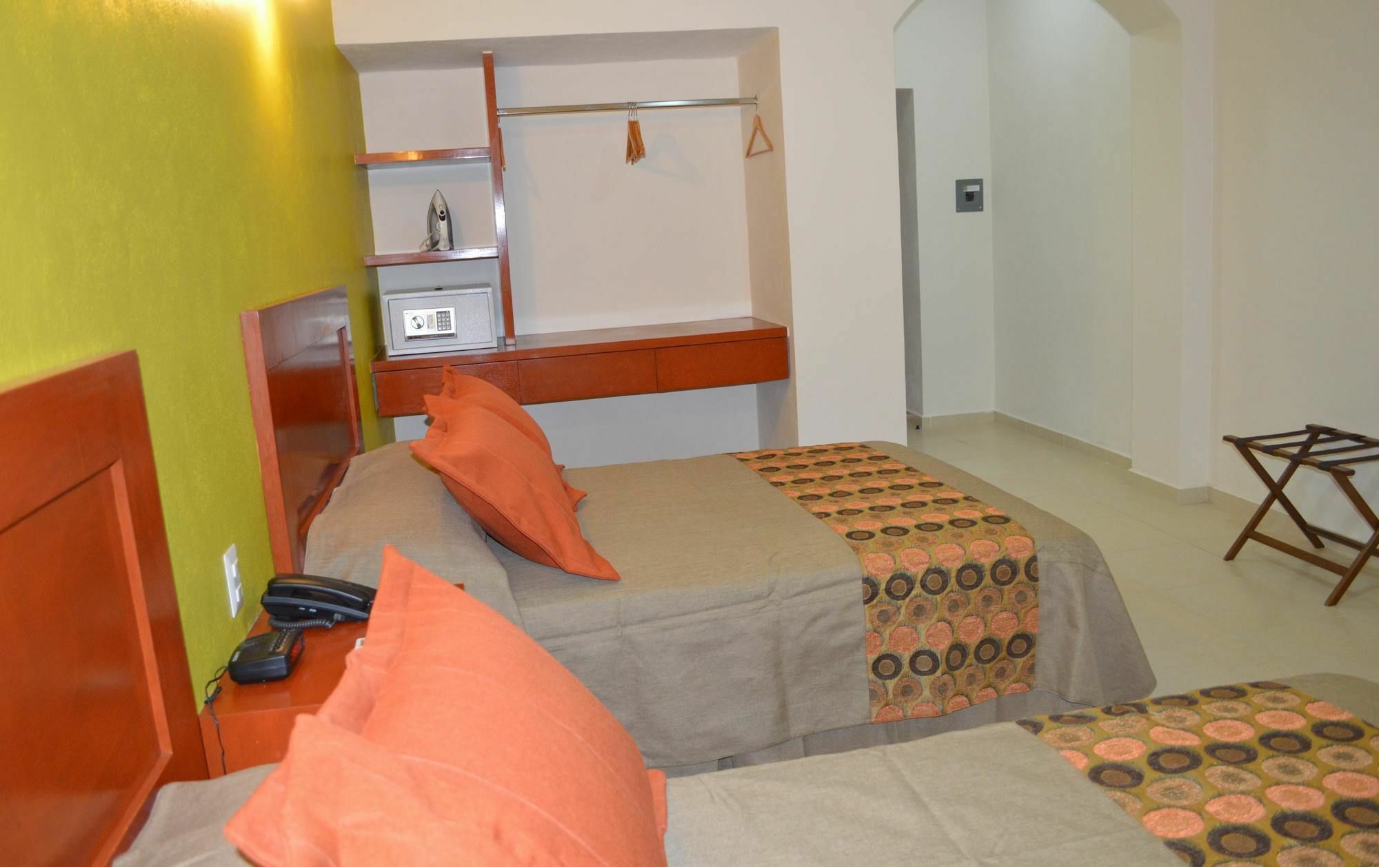 Concierge Plaza La Villa Colima Exterior photo