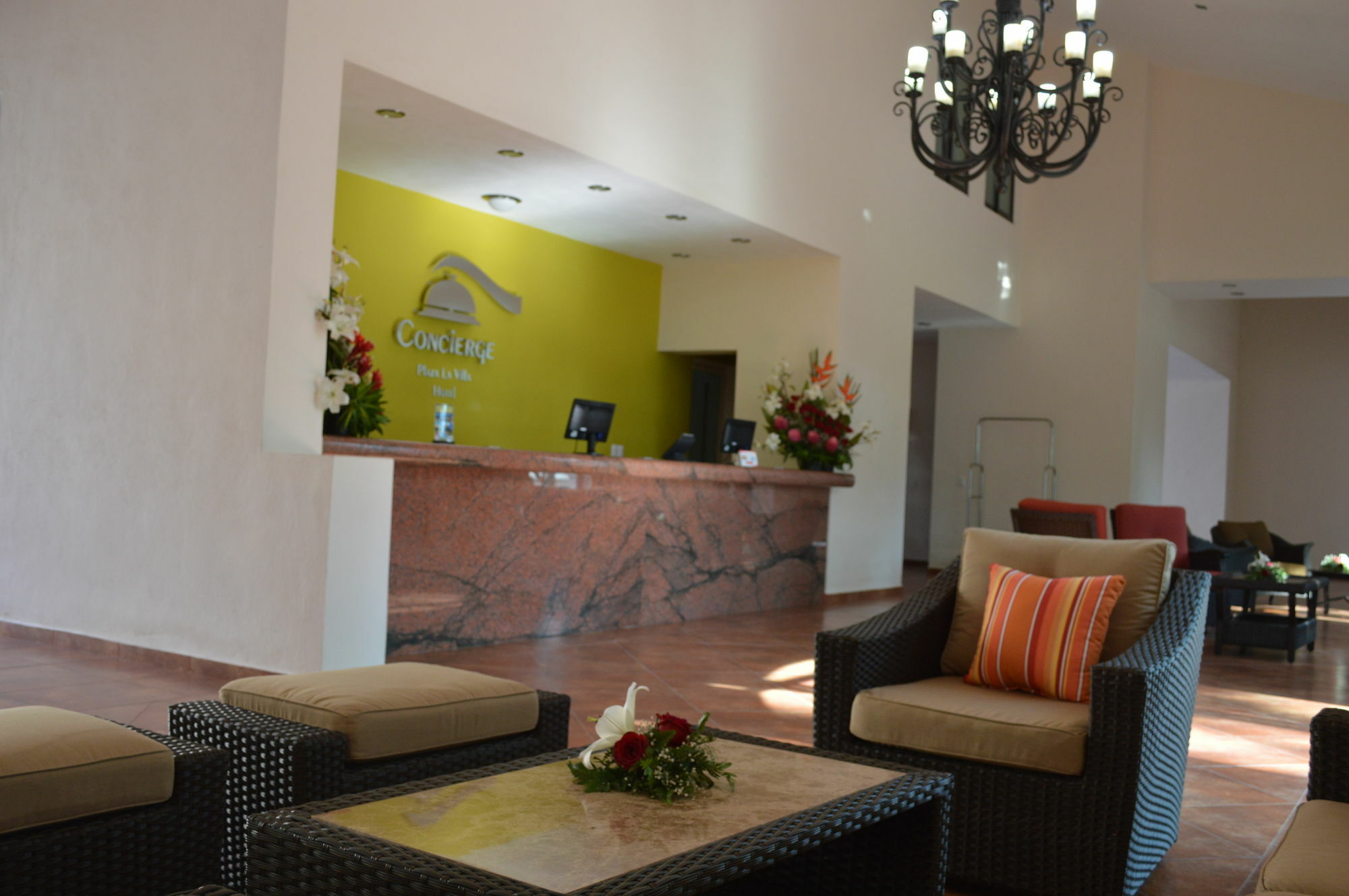 Concierge Plaza La Villa Colima Exterior photo