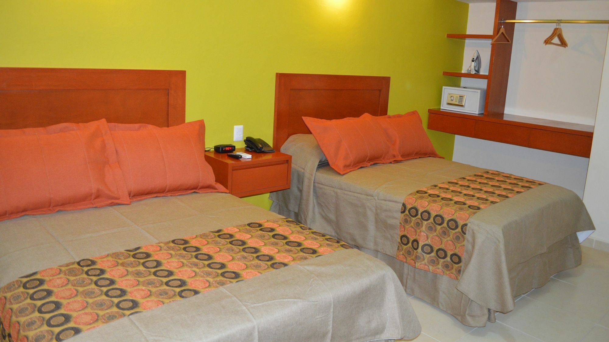 Concierge Plaza La Villa Colima Exterior photo