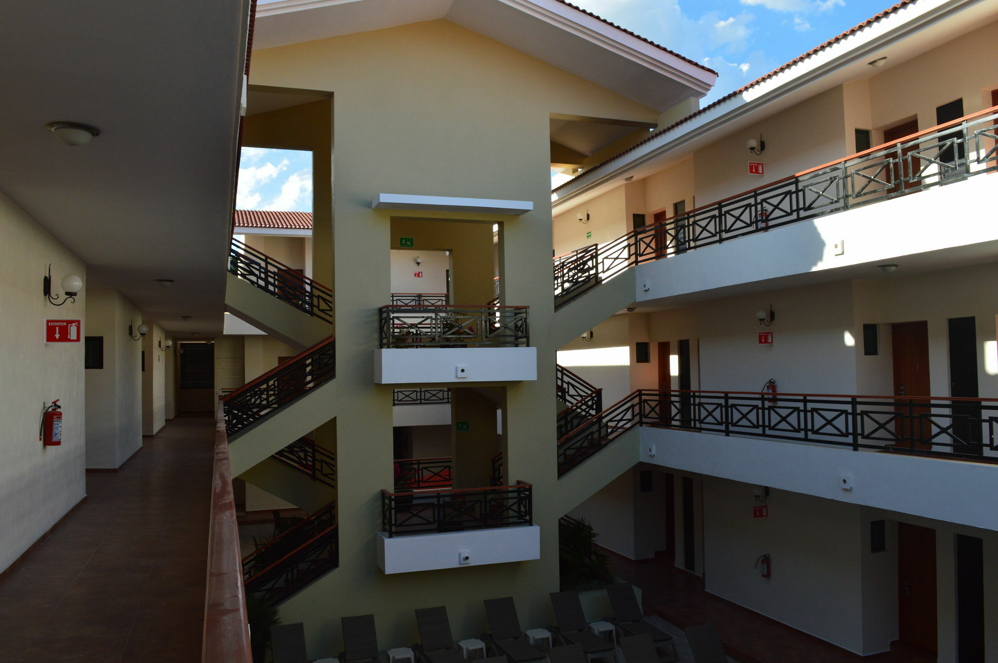 Concierge Plaza La Villa Colima Exterior photo